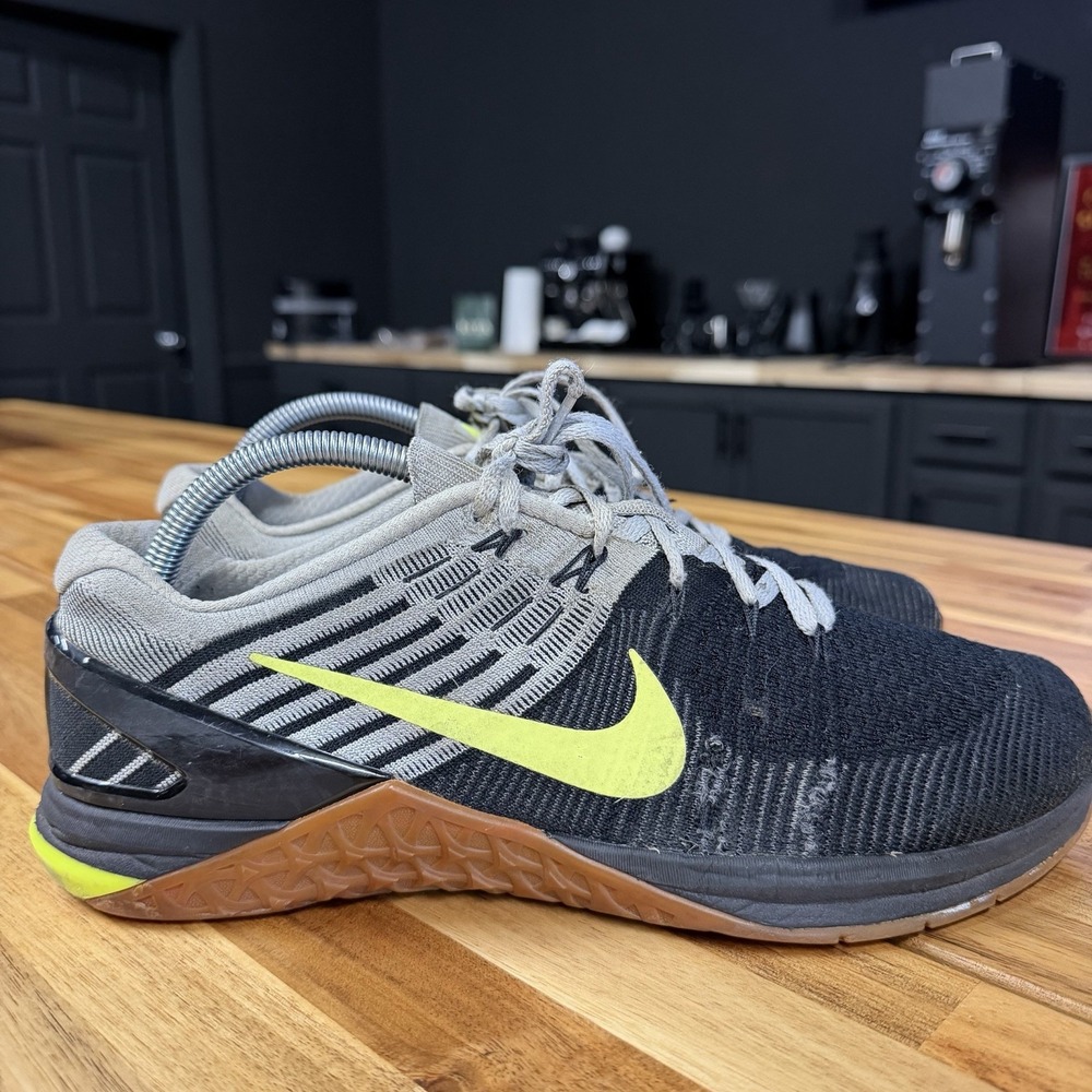 Nike Metcon 4 DSX Flyknit Training Shoes Men Size 11 Black 852930-003